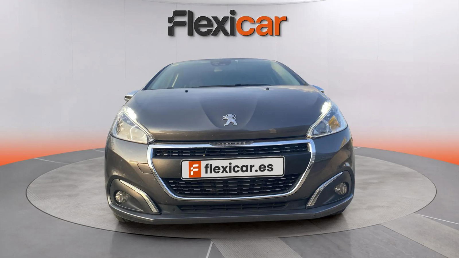 https://cdn-flexicar.caraffinity.it/public_appraisal_images_pro/images/stock/170496/uXho2BAaNx__1_1_Exterior_repetixion _930c8a8e3cc049fdb6a6526bf9422c90_Exterior_1.jpeg.jpg